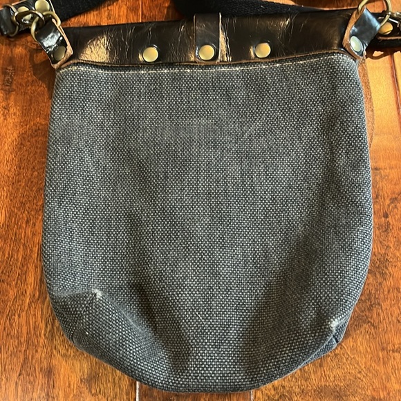 AWAX black leather and canvas purse cross body messenger bag - Picture 4 of 5